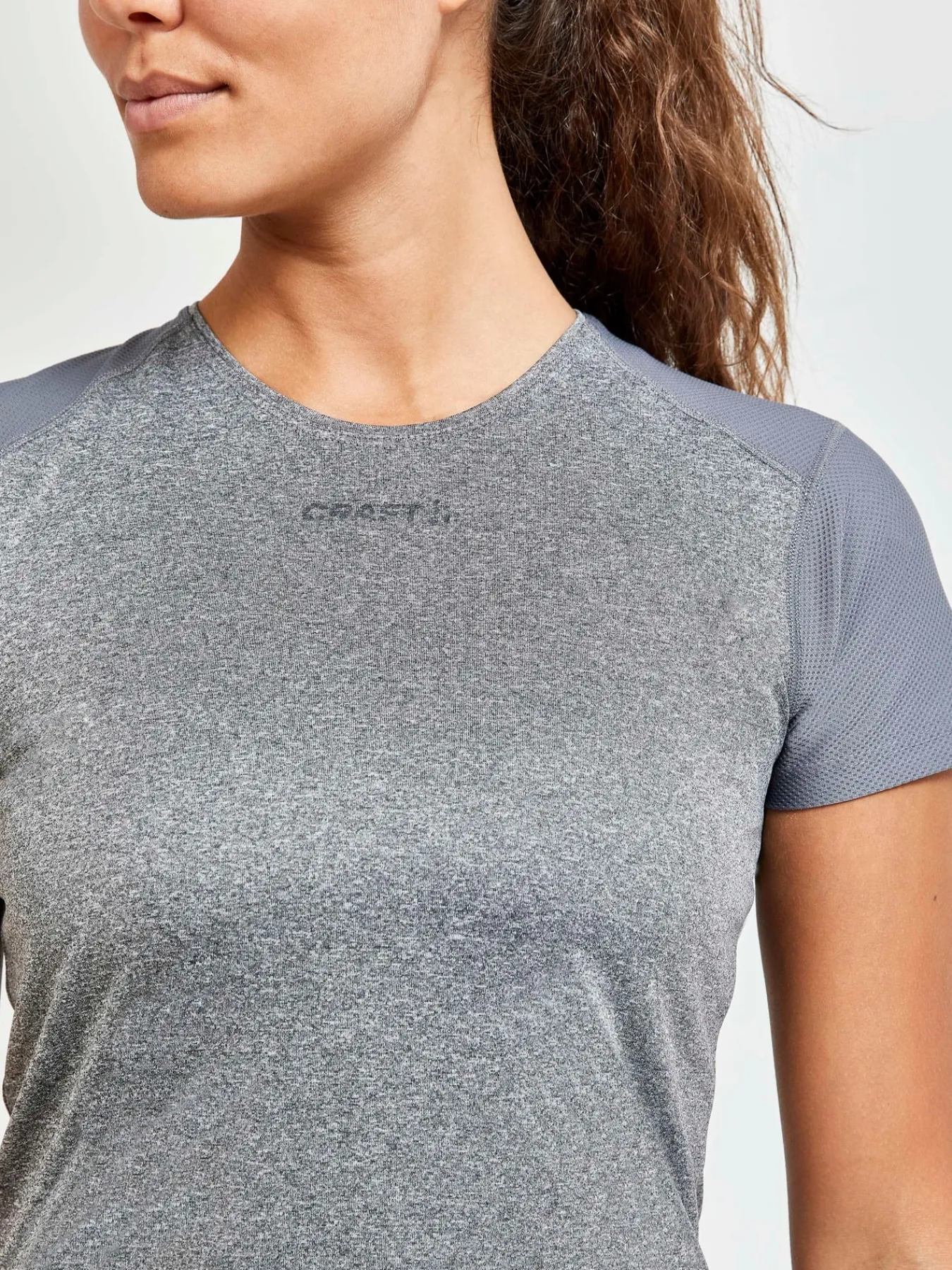 T-Skjorter & Singleter|Løping>Craft Sportswear ADV Essence SS Slim Tee W Dk Grey Melange
