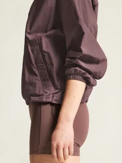 Jakker & Vester|Løping><noscript><img width=