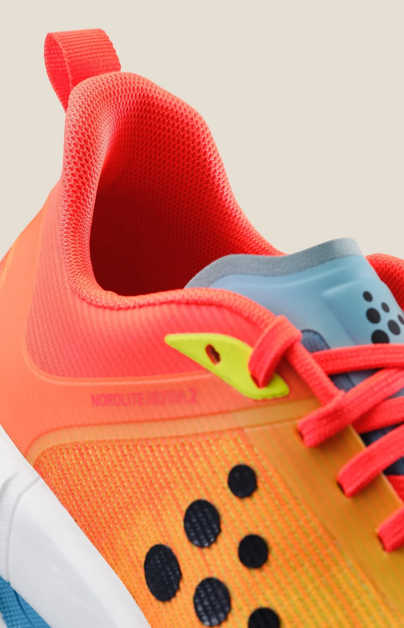 Road-To-Trail|Løping>Craft Sportswear Nordlite Ultra 2 W Shock/Flumino